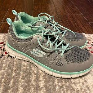 Sketchers 8.5 shoes. New